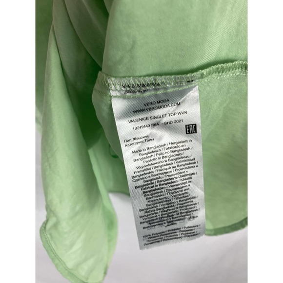 4/$25 NWT Vero Moda Satin V Neck Cami tank green - Picture 3 of 4